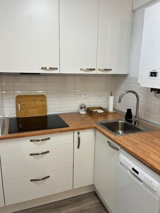 Piso Recien Reformado En El Centro De Santander, Zona Estaciones Apartamento Exterior foto